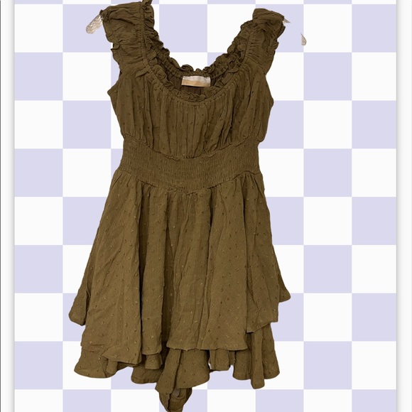 Lizard Thicket Pants - Lizard Thicket brand new with tags adorable army green romper with ruffle detail